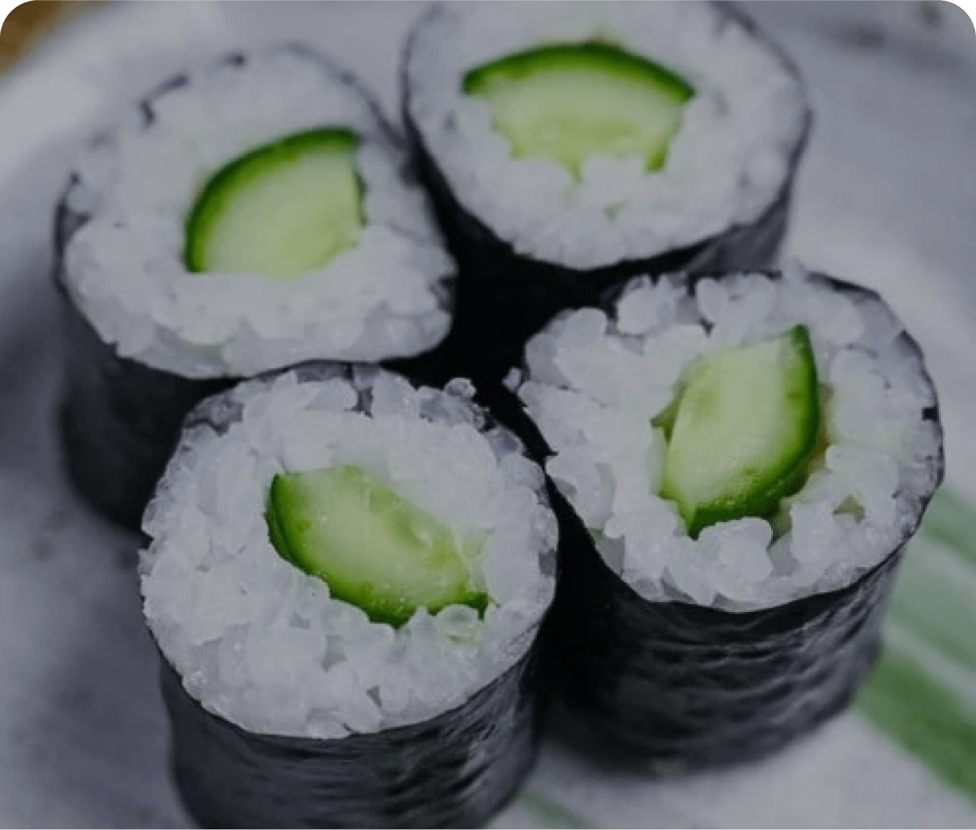 Kapa Inside-Outside Roll (mit Gurke) – 8 Stück