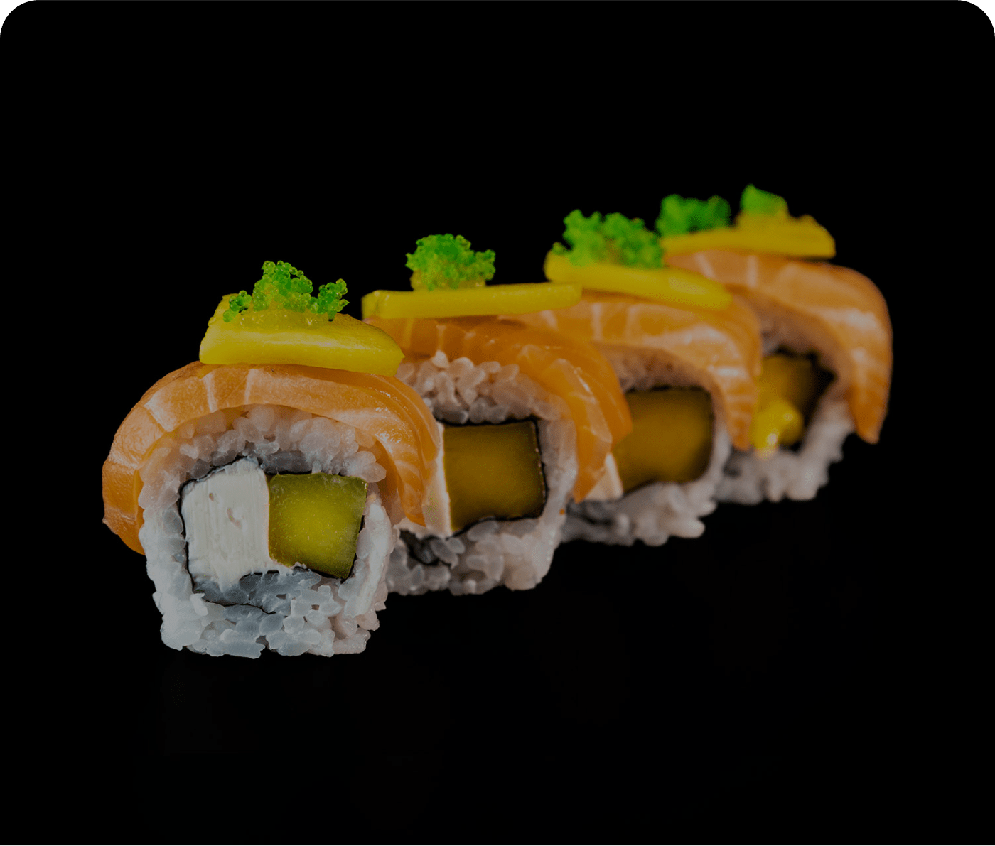 Saigon Sake Mango-Roll