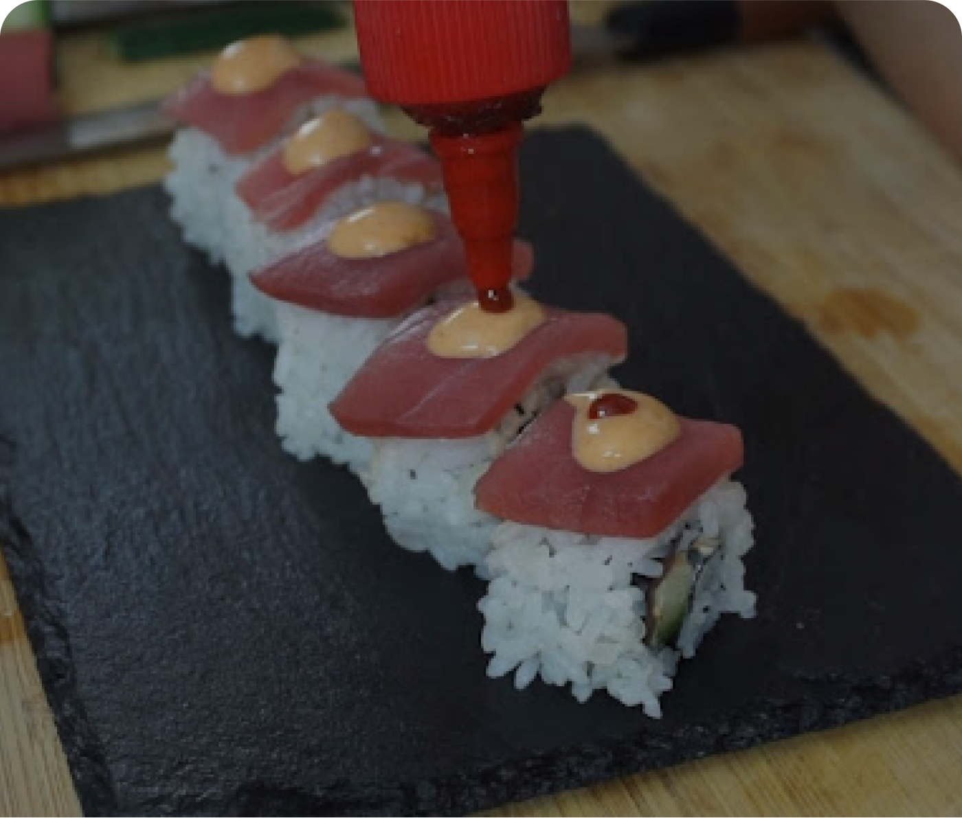 Saigon Tuna Roll